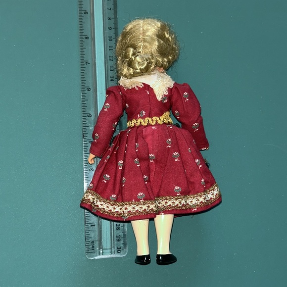 Three 1970s era Dolls ~ Vintage Collectibles - Picture 6 of 8